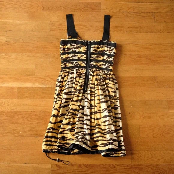 D&G Dolce & Gabbana Tiger Print Utility Cargo Mini Dress IT 42 Brown Yellow Y2K - Picture 11 of 12